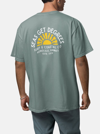Model wearing Golden Tide Tee back in green bay — Seas Get Degrees men's coastal tee