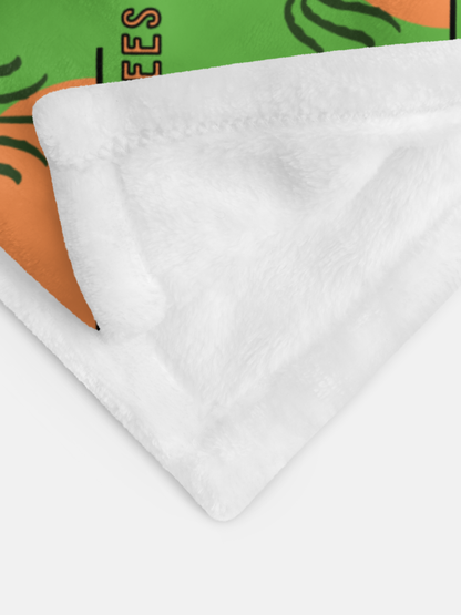 Live Swell Throw Blanket by Seas Get Degrees