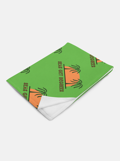 Live Swell Throw Blanket by Seas Get Degrees